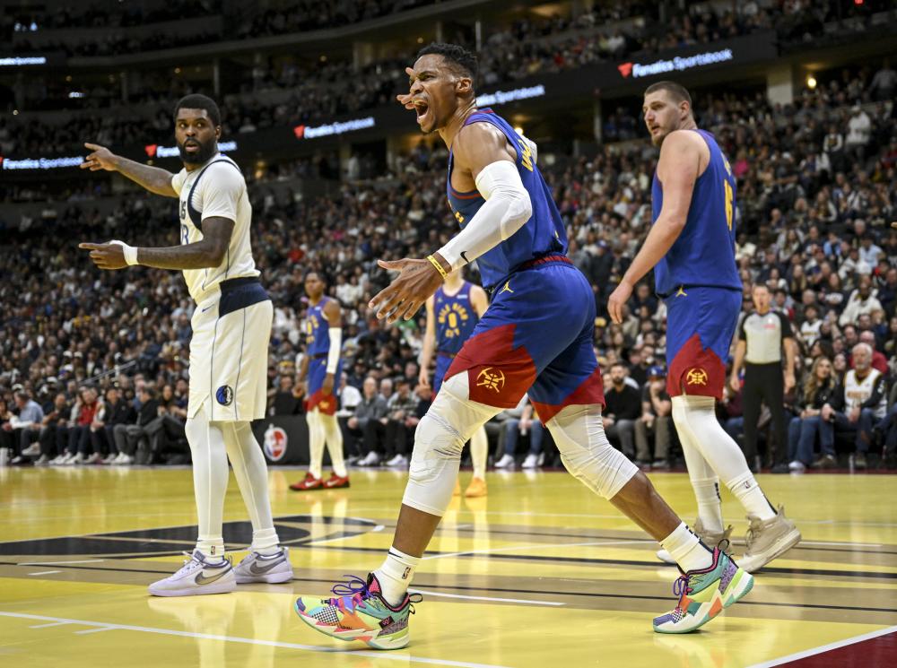 东契奇在挡 东契奇在挡